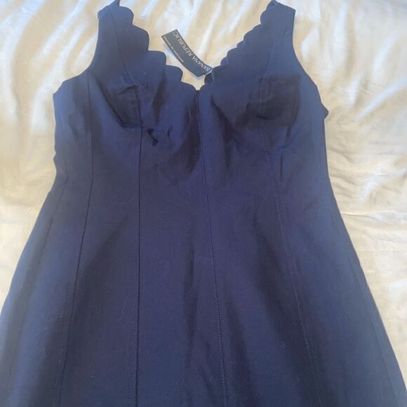 Banana Republic - Scalloped Midi Dress - Navy - Size 6 NWT - Picture 3 of 11